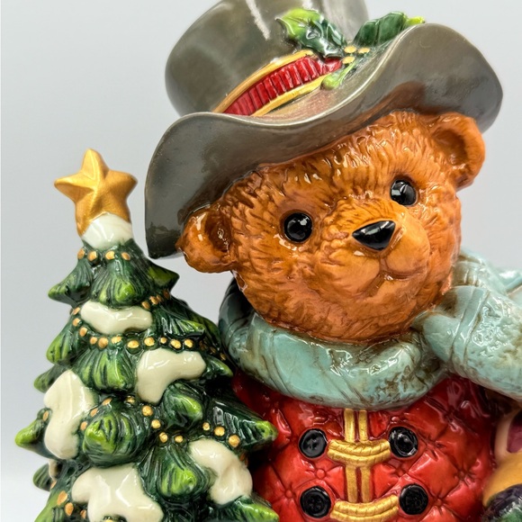 Vintage Porcelain Christmas Bear in Hat & Vest with Tree & Wreath Figurine 8.5” - Picture 3 of 7